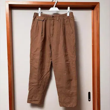 UNFIL 앙필 베이지 두꺼운 원단 턱 와이드 팬츠