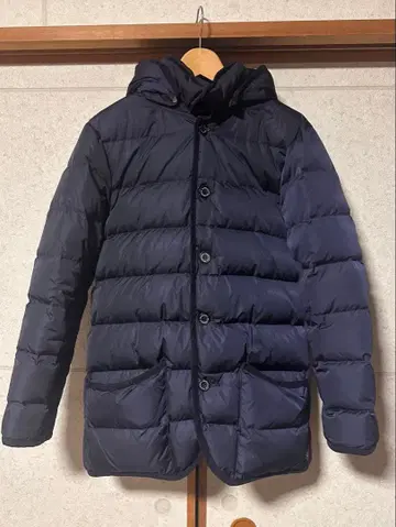 새상품급 트래디셔널 웨더웨어 네이비 40 다운 자켓