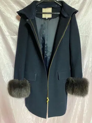 네이비 울 코트 사이즈 2 아푸와이저 리셰