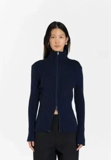 20일까지 아모멘토 터틀 집업 니트 가디건