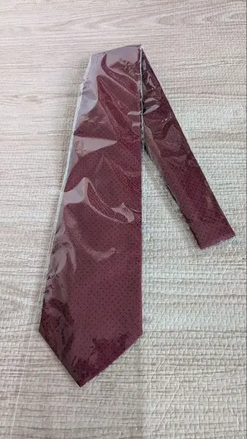 J.Crew 버건디 도트 무늬 넥타이