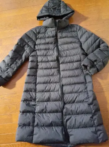 후드 부착 롱 다운 자켓 블랙