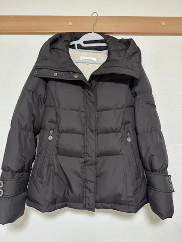 Calvin Klein 블랙 다운 자켓