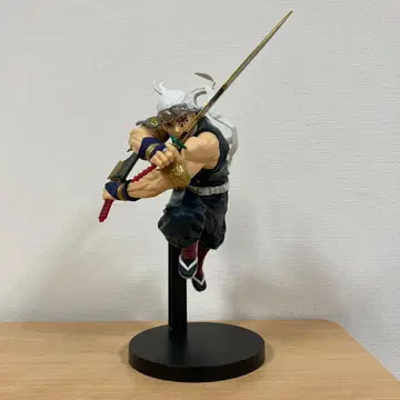 귀멸의 칼날 우즈이 텐겐 피규어