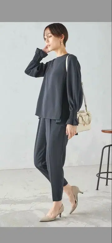 새상품급 쉽스 캔디 슬리브 셋업 네이비 36