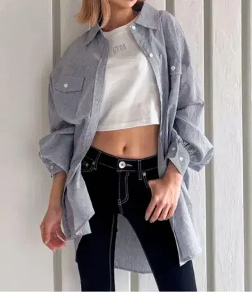 미사용 새상품 GYDA 스트라이프 오버 셔츠 네이비