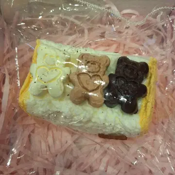 [ 새상품 ] kikisquishy 3연 곰빵 밀크캔디 스퀴즈