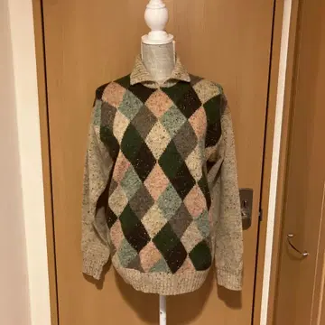 이스트 보이 다이아몬드 패턴 니트 스웨터