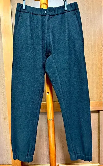 블랙 플리스 조거 팬츠 어태치먼트 울 캐시미어 혼방