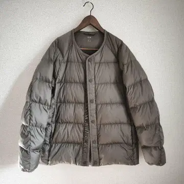 유니클로 리사이클 다운 자켓 L 그레이 울트라 라이트 다운 노카라