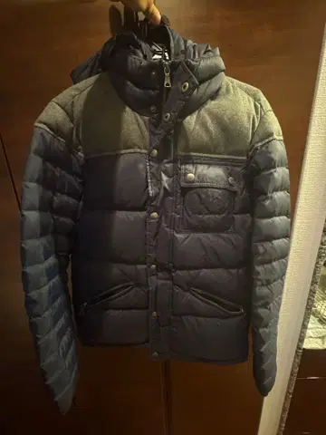 BANANA REPUBLIC 후드 부착 다운 자켓 네이비