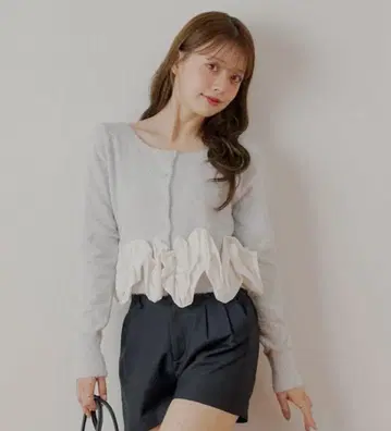 chico 꼬임 프릴 디자인 라메 샤기 가디건