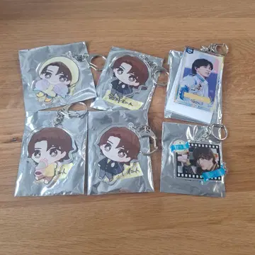 요시다 진토 묶음 판매 캔뱃지 아크릴 키링