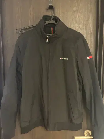 [ 새상품급 ] TOMMY HILFIGER 블랙 자켓 L 사이즈