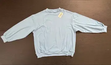 MADAME PARIS 라이트 블루 긴팔 티셔츠 L 반값 이하