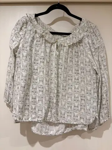 프랑슈리페 블라우스 M 사이즈