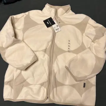 미사용 새상품 유니클로 x 마리메꼬 플리스 자켓