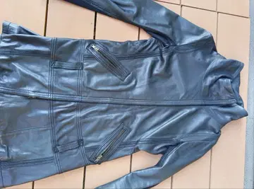 블랙 가죽 코트