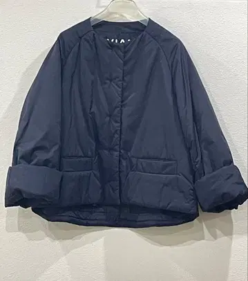 LIVIANA CONTI(리비아나 콘티) 노카라 A라인 패딩 자켓