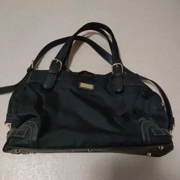 메메사와 가방 블랙 나일론 비즈니스 백 골드 금장 장식