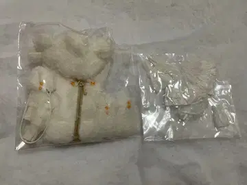 당 지수 100% 아웃핏 2점