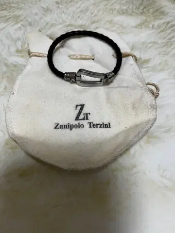 자니폴로 테르치니 블랙 가죽 팔찌