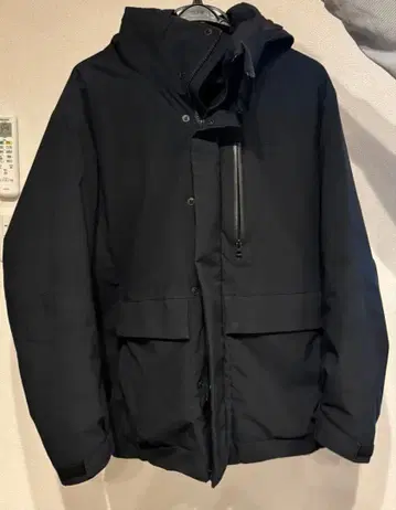 UNIQLO 하이브리드 다운 파카 (2021년 제조)