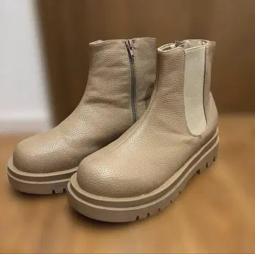 yumi 슈링크 부츠 베이지