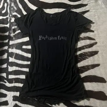 00s h.naoto Forbidden fruit T-shirt