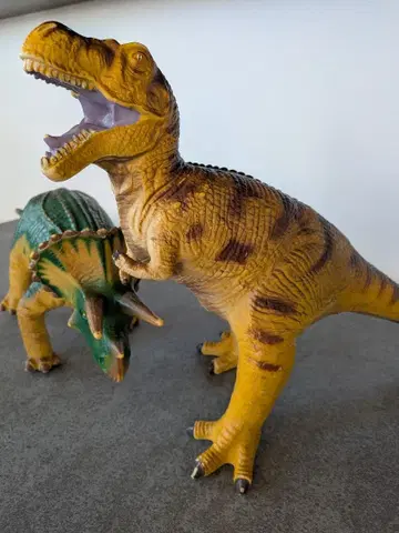 공룡 소프트 피규어 2체 티라노사우루스 트리케라톱스