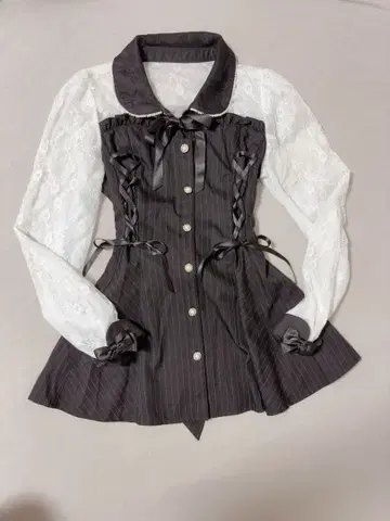 Secrethoney 뷔스티에 절개 긴팔 셋업