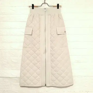 새상품 FENNEL 퀼팅 롱 스커트