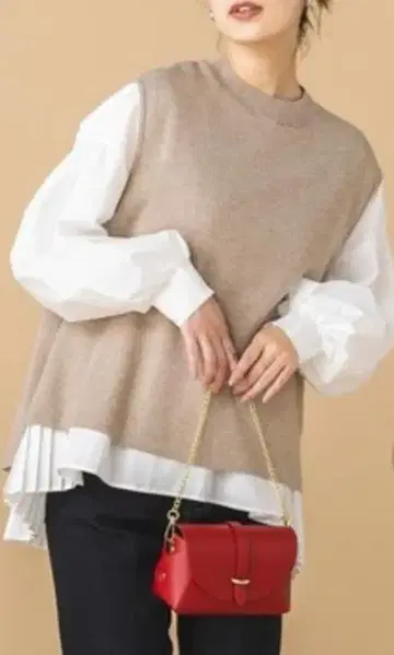 Greedy Brilliant 블라우스 니트 베스트 세트 베이지