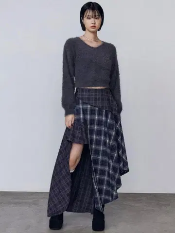 [택 포함 새상품] EMODA 비대칭 도킹 스커트