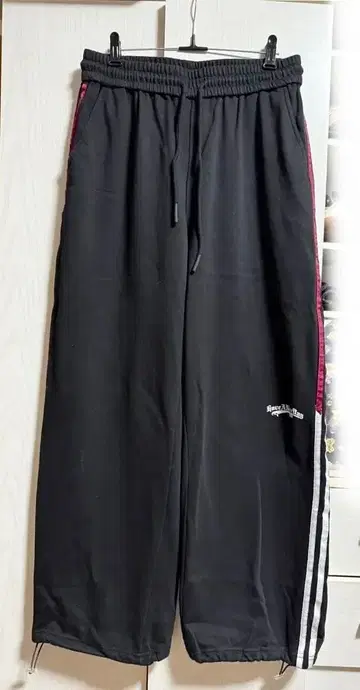 에이랜드 한국 맨투맨 와이드 팬츠 블랙