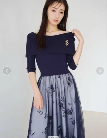 snidel USAGIONLINE 10주년 한정판 도킹 니트 원피스