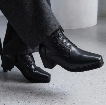 [ CLEL ] 하이 밑창 디자인 힐 부츠 25.0~25.5cm