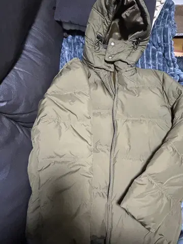 후드 부착 다운 자켓 올리브