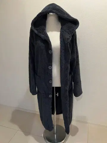 보들보들 플리스 후드 부착 롱 가운 다크 그레이