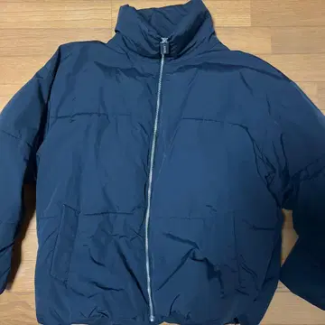 ADERR 블랙 다운 자켓