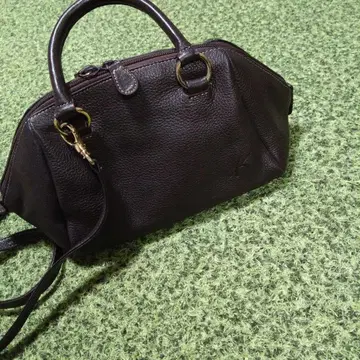 다크 브라운 가죽 숄더백 키타무라