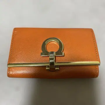 페라가모 키케이스 가죽