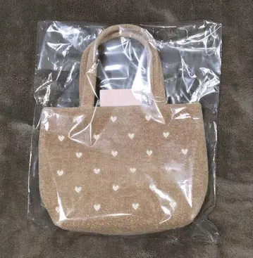 새상품 러브리 바이 페이러 러브리 하트 백 베이지