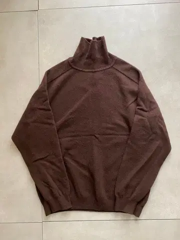 BATONER 터틀넥 니트 2 브라운
