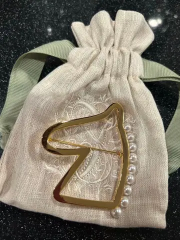 미사용 새상품 세븐텐 seventen 호스 브로치 말 펄