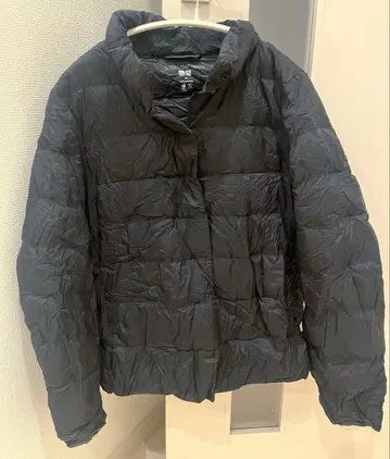 울트라 라이트 다운 자켓 UNIQLO 유니클로 M 사이즈 블랙