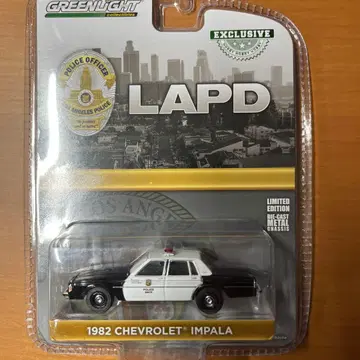 Green Light 1/64 LAPD 쉐보레 임팔라 폴리스카
