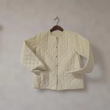 오페크닷크립 아이보리 퀼팅 자켓 M 사이즈