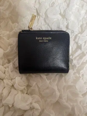 kate spade 블랙 접이식 지갑
