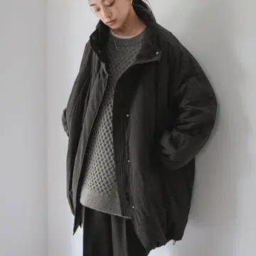 LOWRYSFARM 몬스터 코트 블랙